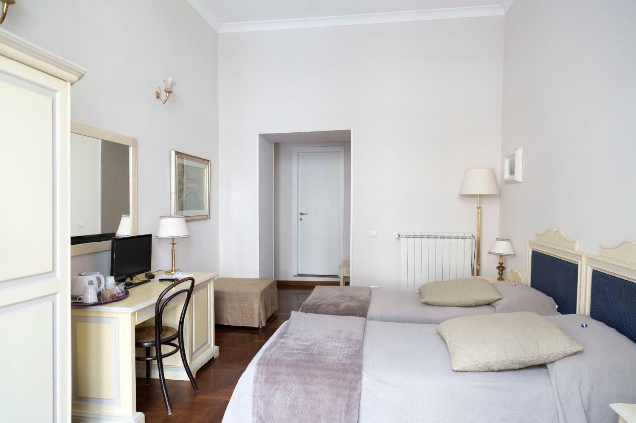 Bianchi Mediterranei B&B Napoli Eksteriør bilde